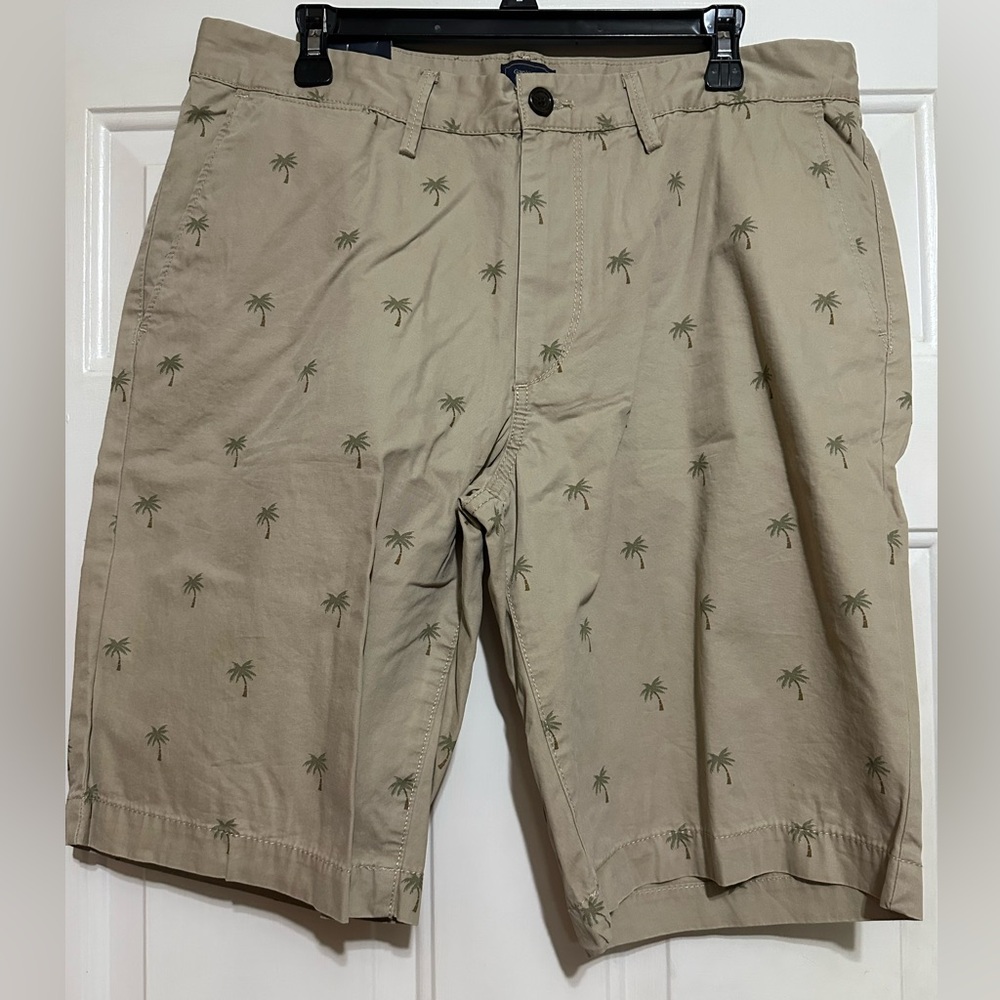 Gap Factory Store‎ Shorts Mens 35 Tan Khaki Chino Lived In Palm Tree Flat Front